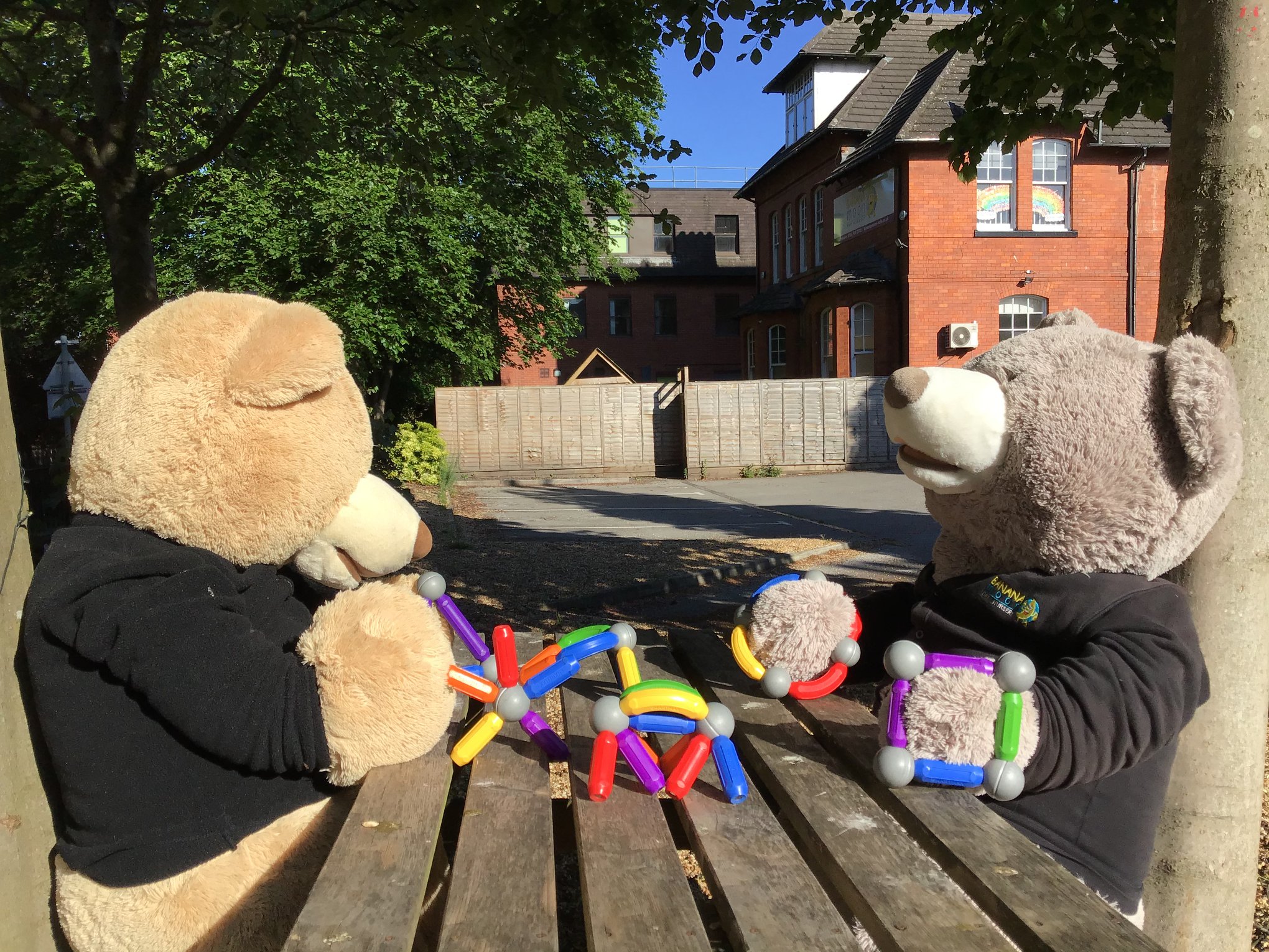 Friendly nursery bears!